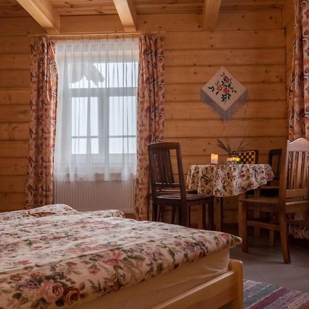 Miodowa Kolonia Bed & Breakfast Bialowieza Luaran gambar