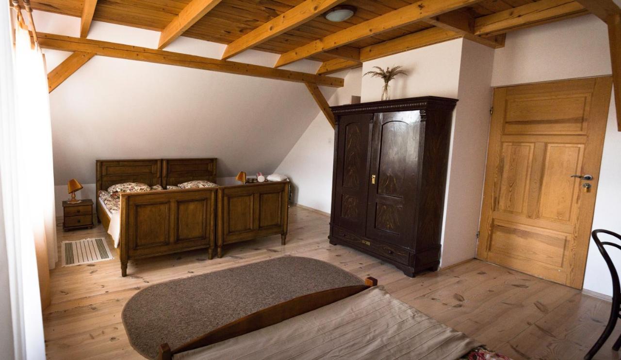 Miodowa Kolonia Bed & Breakfast Bialowieza Luaran gambar